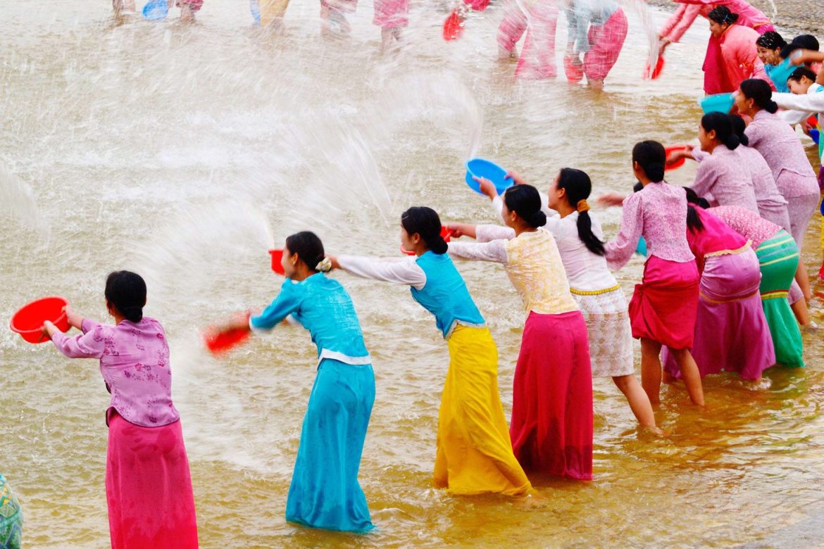 Kas yra Songkran festivalis?  Viskas, ką reikia žinoti