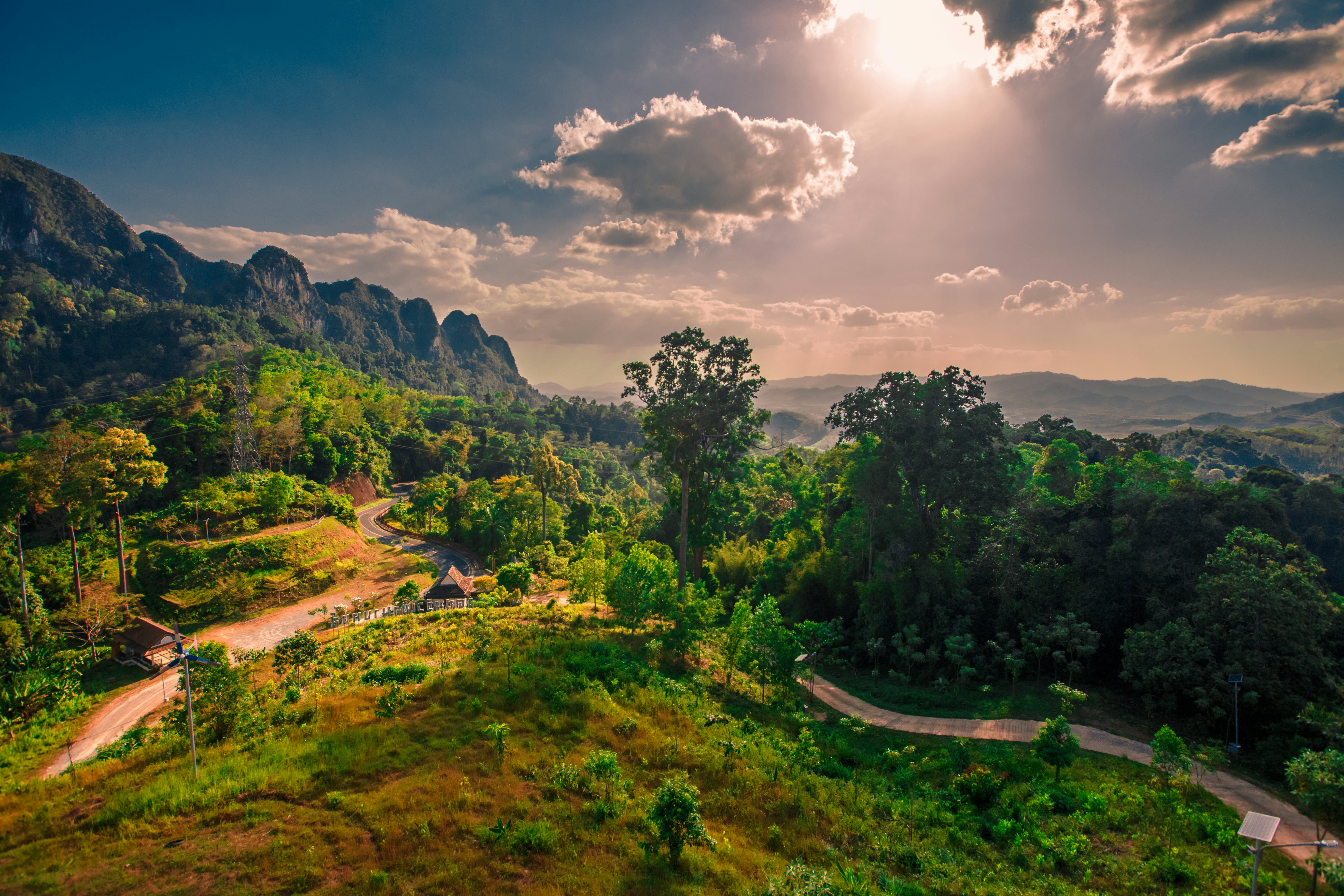 Saulėtekis Um Phang laukinės gamtos šventovėje, Phang Nga Bay