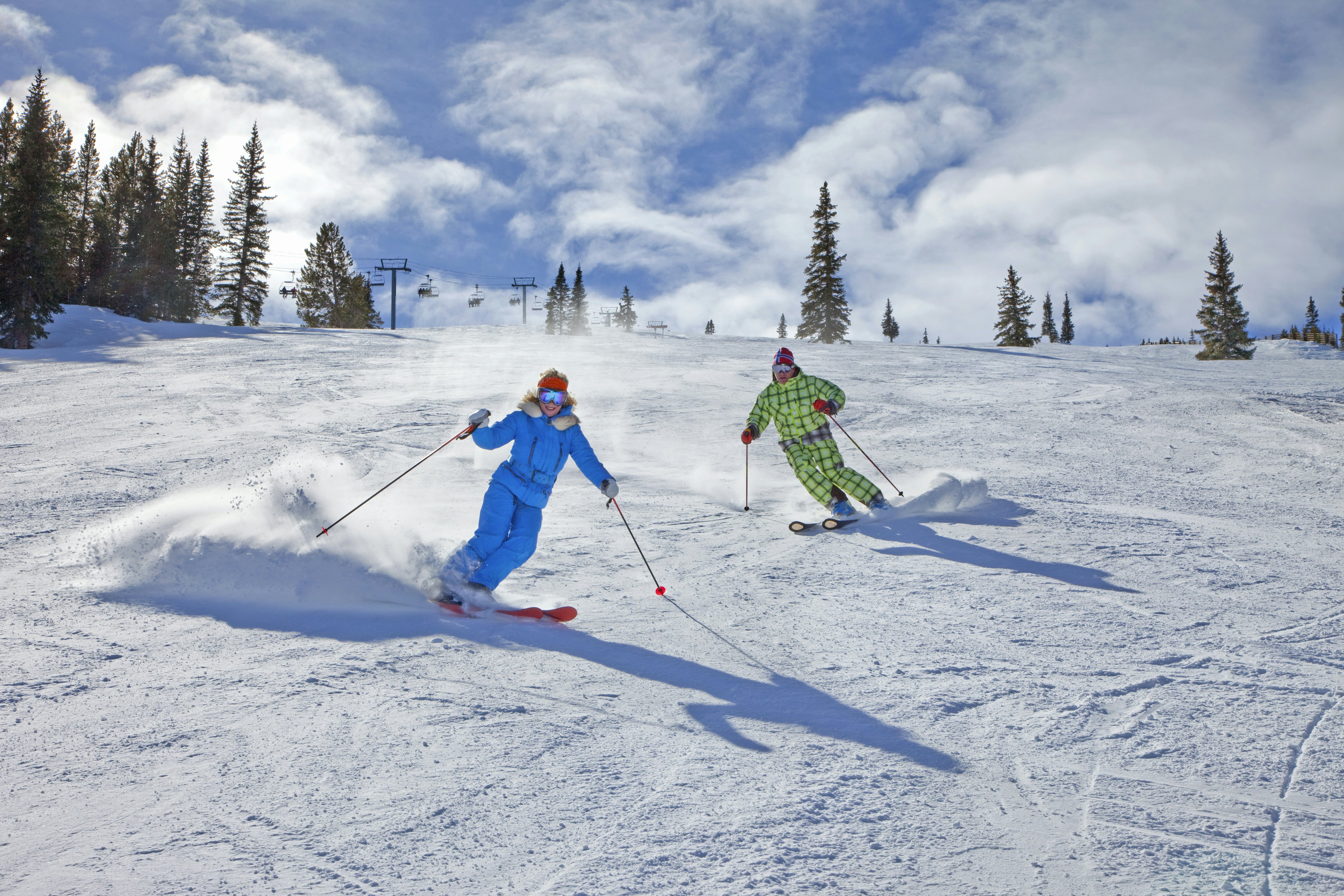 Aspen Snowmass – legendinė stotelė slidinėjimo mėgėjams Šiaurės Amerikoje. Karl Weatherly/Getty Images