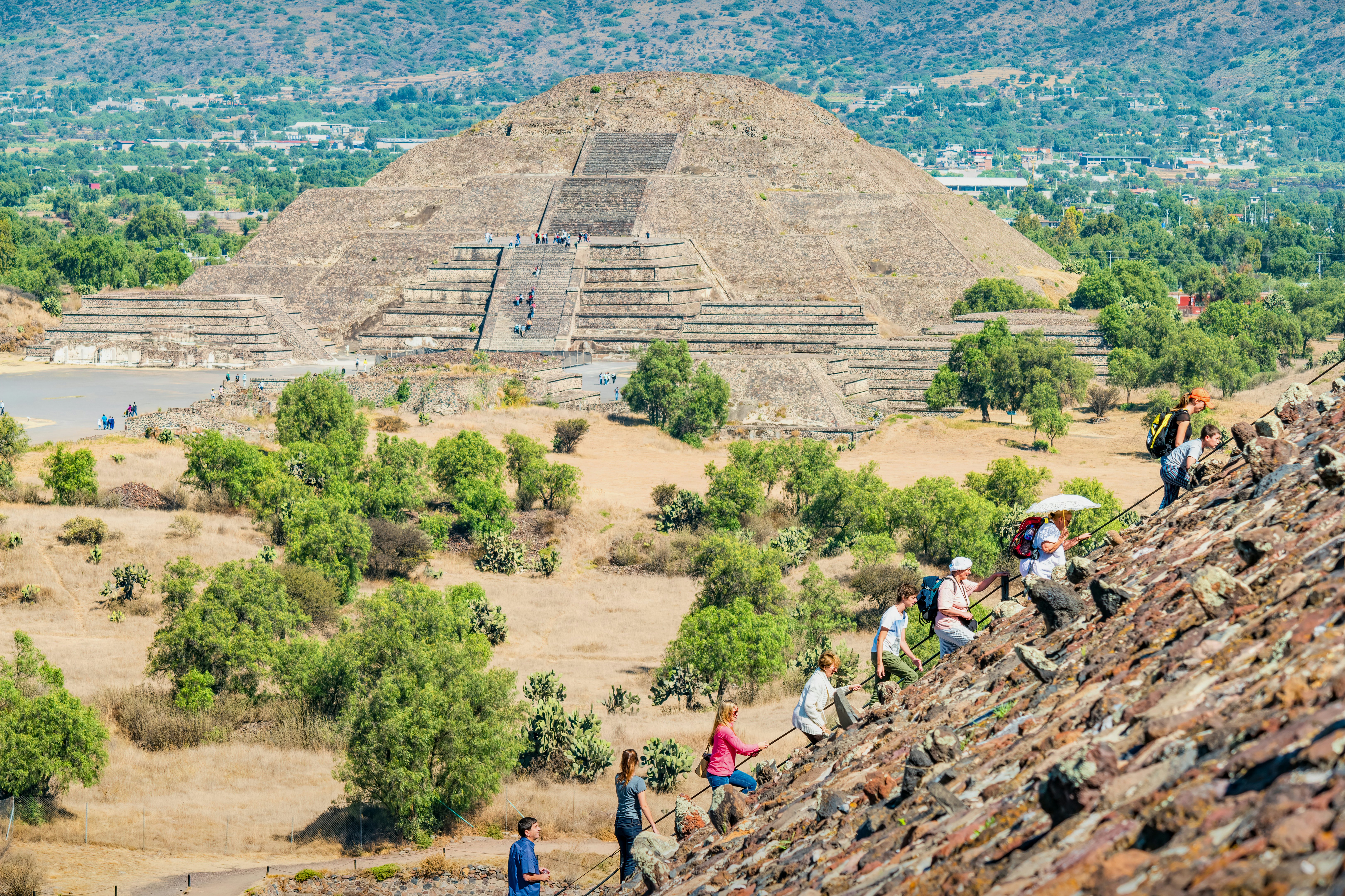 Daugybė tautybių gali apsilankyti be vizų-puikios naujienos, jei svajojate lipti į Teotihuacan piramides netoli Meksiko. „Getty“ vaizdai
