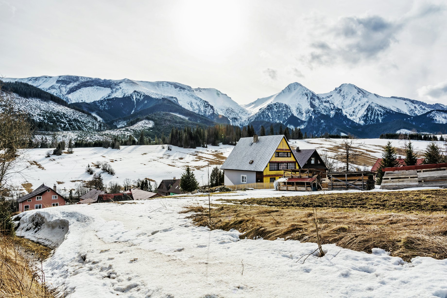 Tradicinė medinė Goralų architektūra Ždiar kaime, Slovakijoje