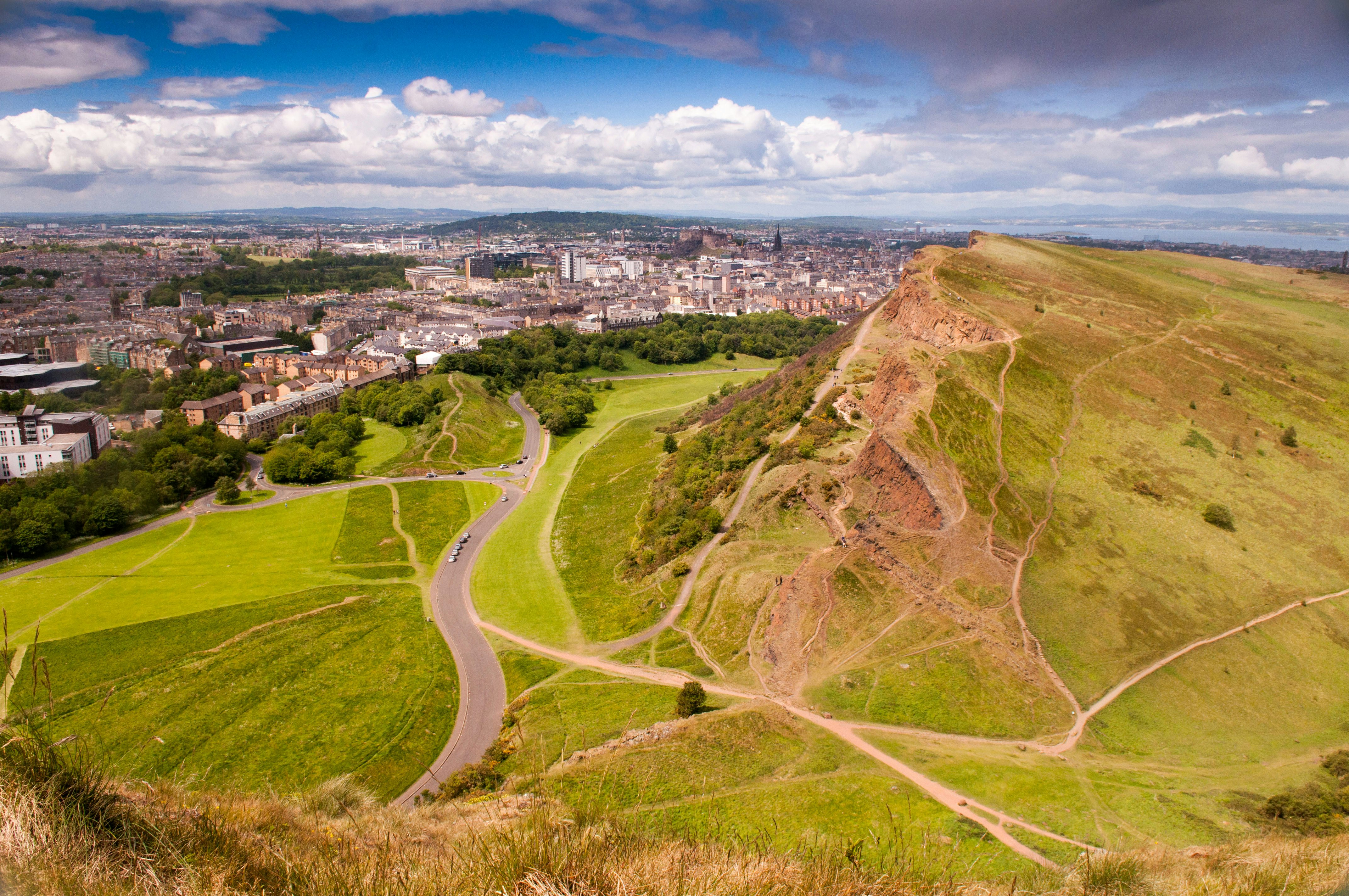 Urbanistinė gamta: Edinburgo vaizdas nuo Arthur’s Seat. Joe Dunckley/Shutterstock