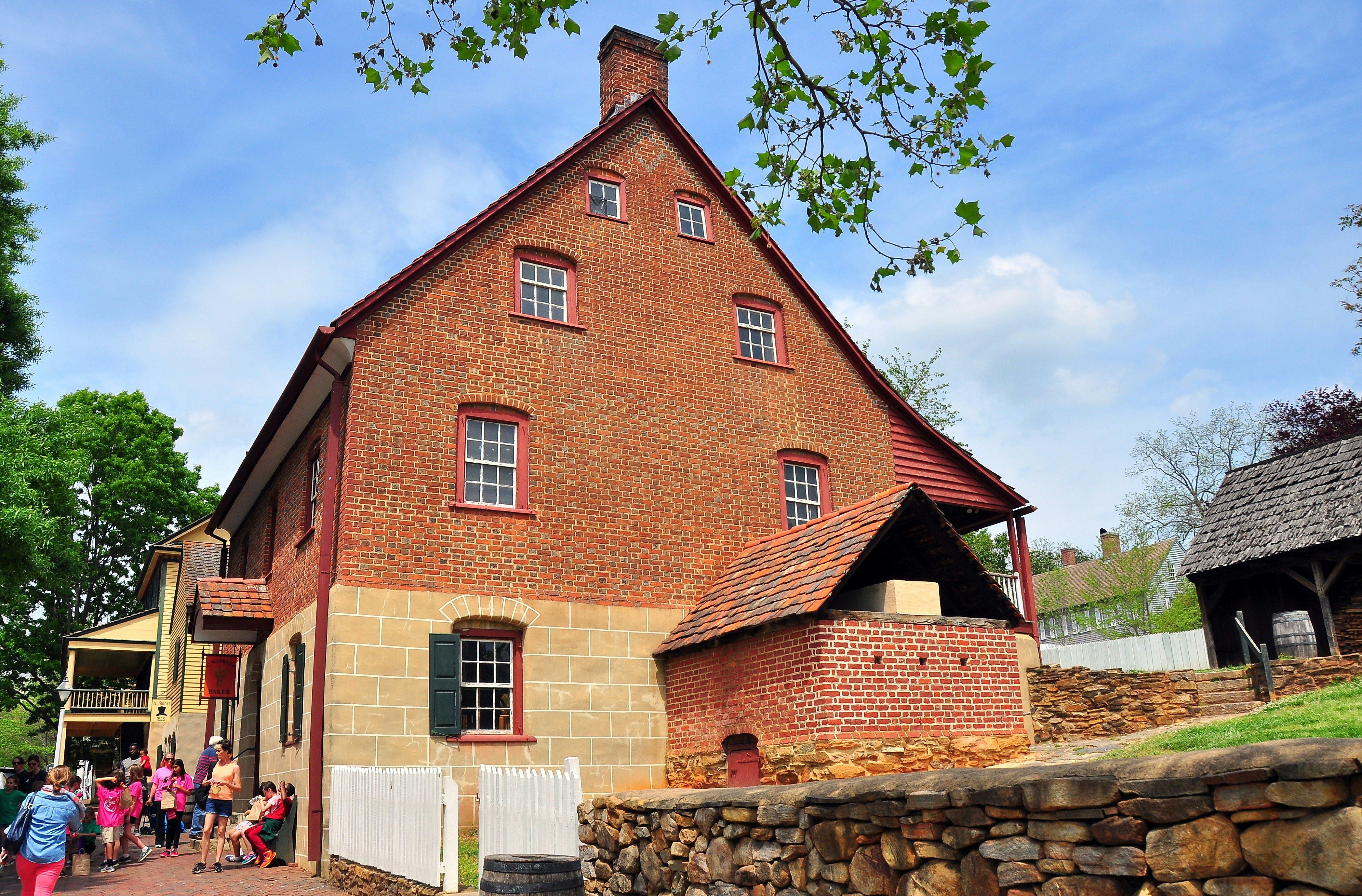 School children visiting the historic C. Winkler Bakery built in 1800 in Old Salem
